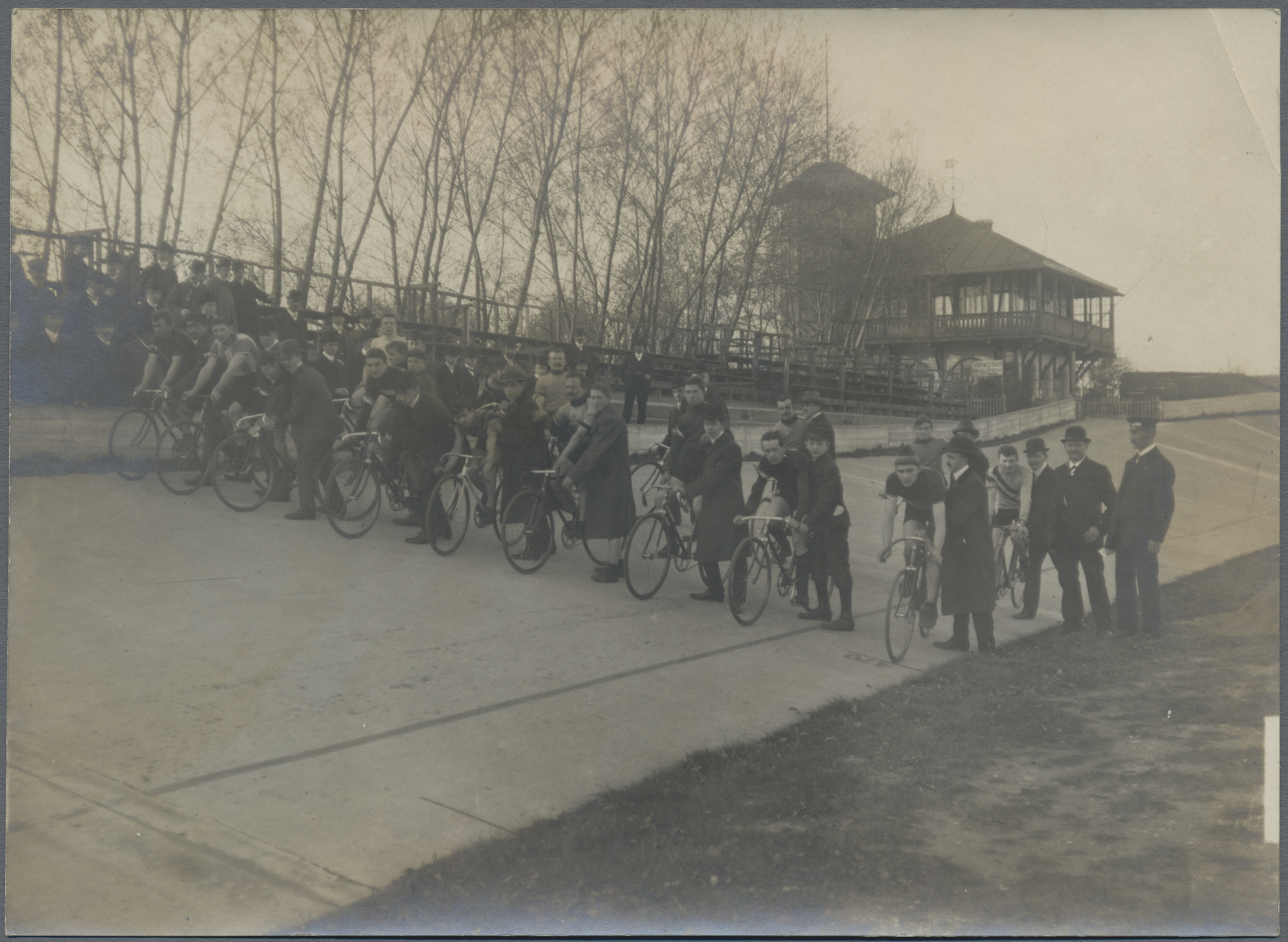 Lot 11618 - thematik: fahrrad / bicycle  -  Auktionshaus Christoph Gärtner GmbH & Co. KG 58th AUCTION - Day 4